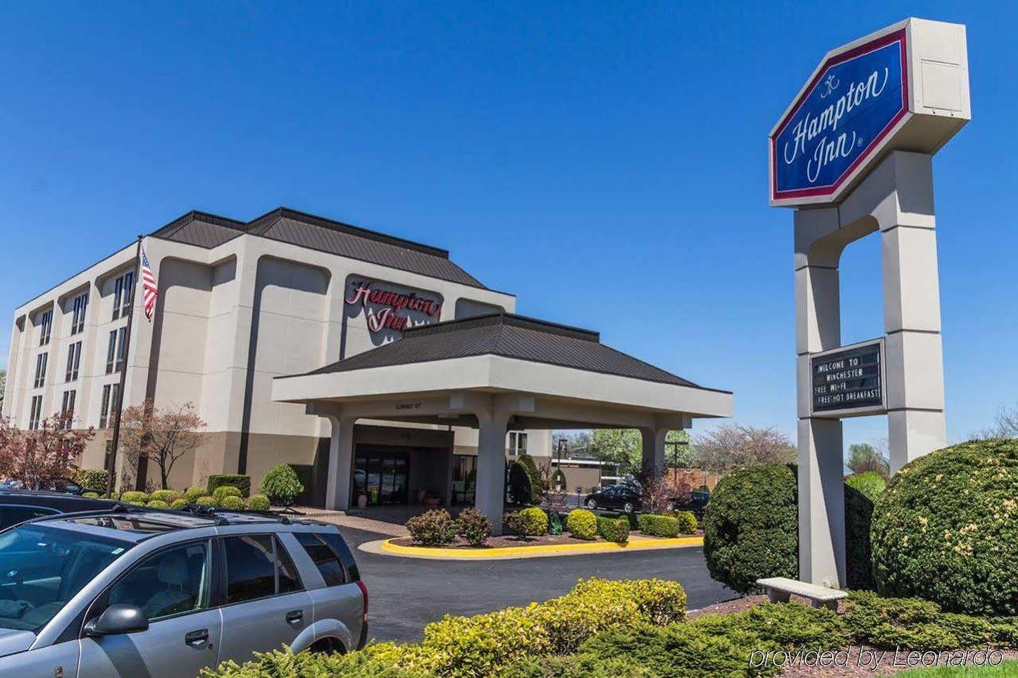 Hampton Inn Winchester-University/ Mall Exteriör bild