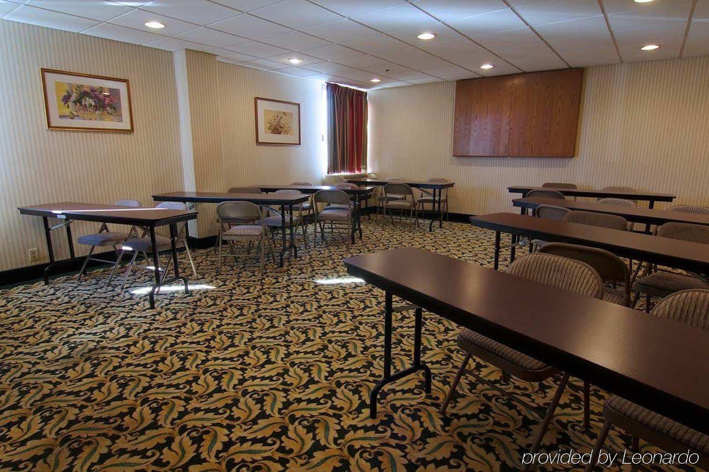 Hampton Inn Winchester-University/ Mall Exteriör bild